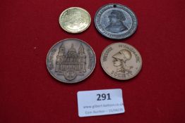 Collection of medals and commemorative pieces including Queen Elizabeth II Golden Jubilee 2002