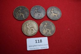 Five pennies comprising Edward VII issues dated 1901, 1902, 1905, 1906 and 1908. Mixed condition.
