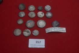 Mixed group of coins and tokens including a George III silver sixpence love token (S-shaped), and