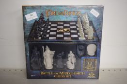 Lord of the Rings Chess Set “Battle for Middle Earth” (in sealed packaging)