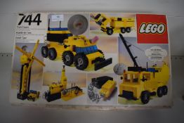 1980 Lego 744 Universal Building Set