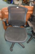 *Mesh Back Managers Chair