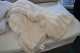*Saftie Plush Throw