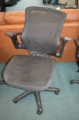 *Mesh Back Managers Chair