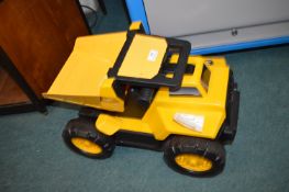 *CAT Play & Ride Tipper Truck
