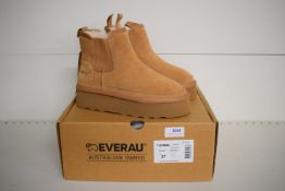 *EVERAU Shoveler Chestnut Fashion Boots Size: 4, RRP: £99
