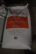 *25kg Bag of White’s Cut Oat Flakes