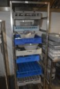 *Stainless Steel Tray Rack with Plastic Trays