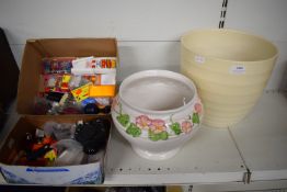 2x Ceramic Plant Pots, etc.