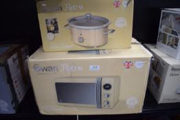 *Swan Retro Cream Microwave & Slow Cooker (salvage)