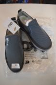 Pair of CNN.Min Slip-on Shoes Size: 43