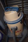 *Victor WD35 Vacuum Cleaner