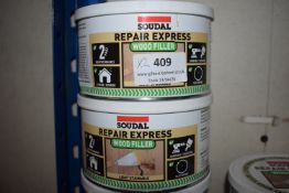 *2x 500g of Soudal Repair Express Wood Filler in Light Stainable