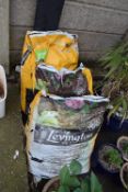 3x Bags of Levington Water Saving Decorative Bark