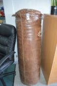 *Lonsdale Leather Punchbag