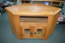Oak Corner TV Cabinet with Two Doors and Shelf 56x65cm