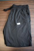 *Jachs Black Shorts Size: L