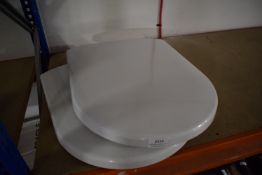 2x Toilet Seats