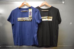 *2x Champion Motif T-Shirts Size: S (1x navy, 1x black)
