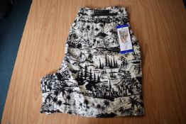 *Hilary Radley Linen Black & Cream Print Shorts Size: L