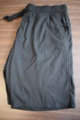 *Jachs Black Shorts Size: L