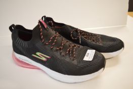 Skechers Gogamat Trainers Size: 8