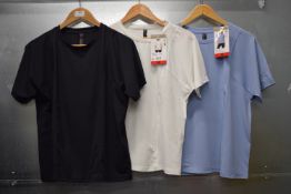 *3x Mondetta T-Shirts Size: M (1x black, 1x white, 1x baby blue)