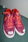 Nike Sneakers Size: 9