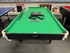 *Riley Leisure Snooker Table with Accessories