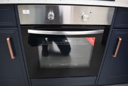 * Built-In Gas Oven Model: UBGMMT60SS