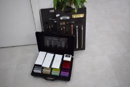 * Splashback Colour Display Kit and 2x Cabinet Handle Display Boards