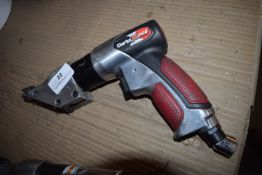 * Clarke X-Pro Pneumatic Nibbler