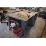 * 8ft x 4ft Pressed Steel Heavy Duty Six Legged Work Bench with Carpeted Top