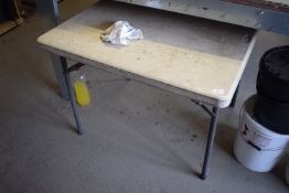 * 3ft Folding Table