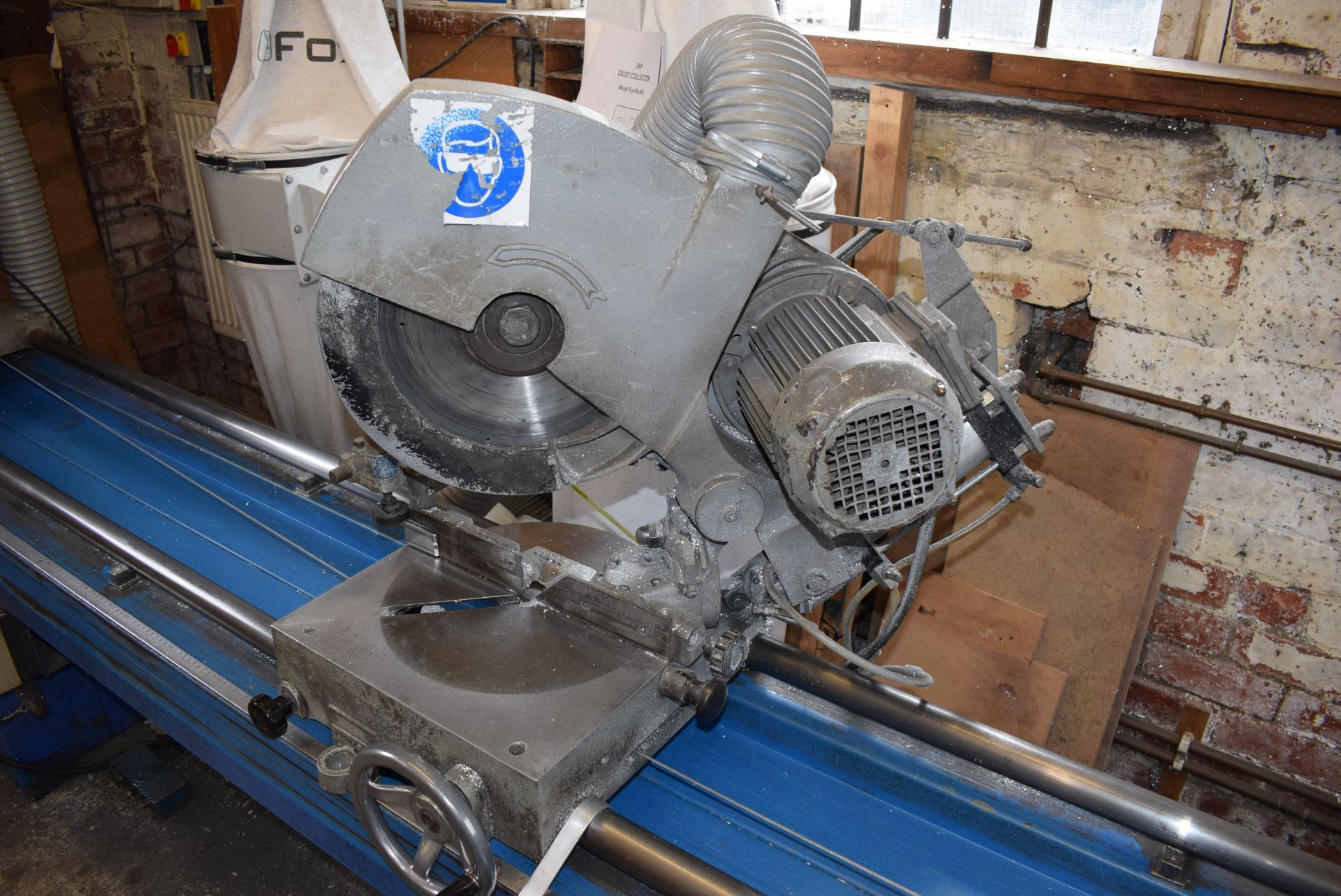 * Double Head Mitre Saw with 3.4m Bed 3-phase - Image 3 of 5