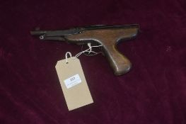 Vintage Diana Mark IV .177 Air Pistol, A mid-20th-century British-made Diana Mark IV break-barrel