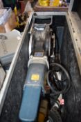 * Blucher/Bosch 110v Electric Pipe Cutter in Case