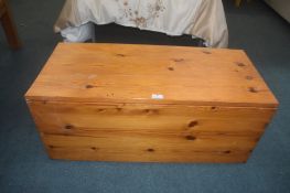 Solid pine storage box