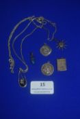 Assorted sterling silver pendants and chains total weight 30g