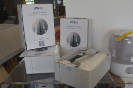 * Four Oral B electric toothbrushes AF all sold as salvage spares and repairs