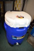 * Igloo 5-gal/18.5L Wheeled Cooler