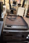 * Lincat 240v Griddle