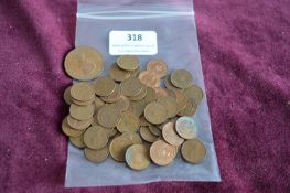 Collection of Victorian and Edwardian Halfpennies – A collection of approximately fifty Victorian