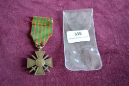 French First World War Croix de Guerre 1914-1918, bronze, with star device to ribbon.