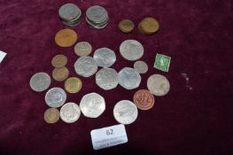 Collection of British, Irish, Australian, Singapore & Other World Coins – A mixed collection of