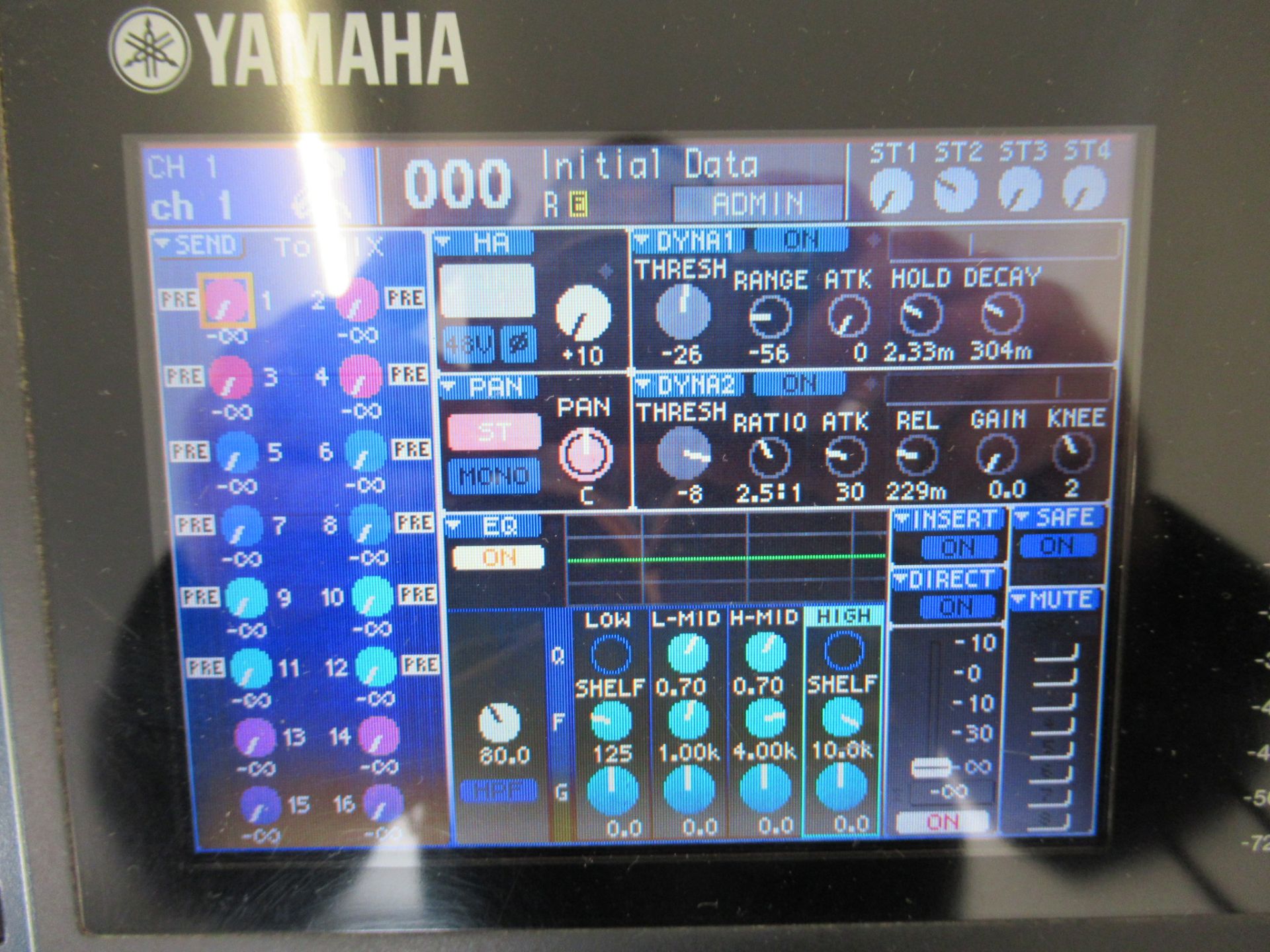 Yamaha LS9-16 digital mixing console - Image 4 of 12