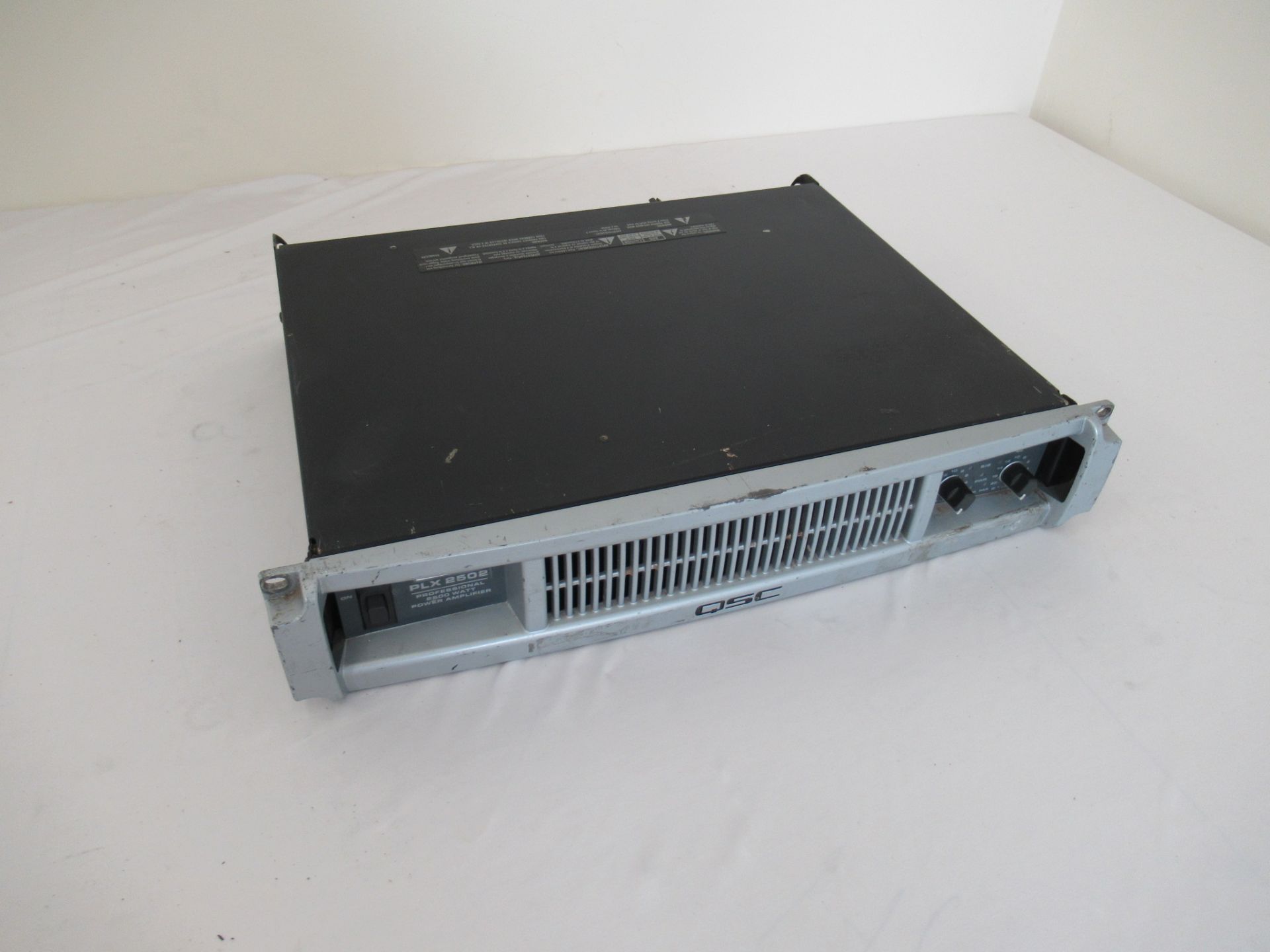 QSC PLX2502 Professional Power Amplifier