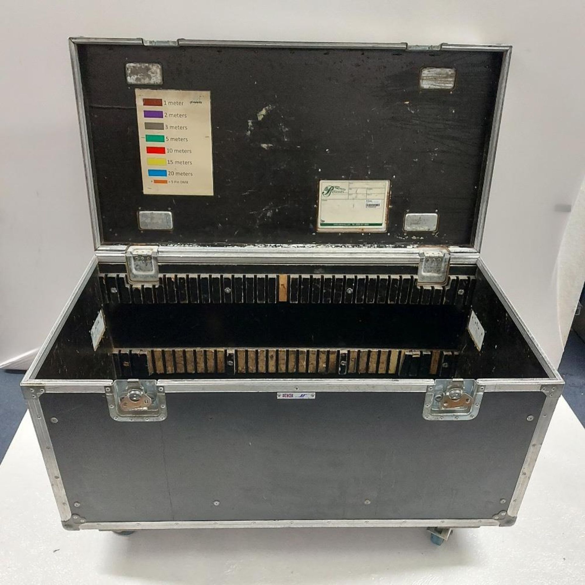 Heavy Duty Mobile Flightcase - Image 2 of 2