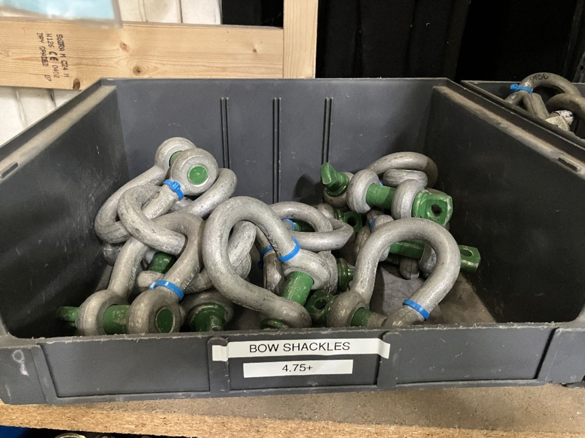 Contents of Rigging Rack - Image 14 of 20