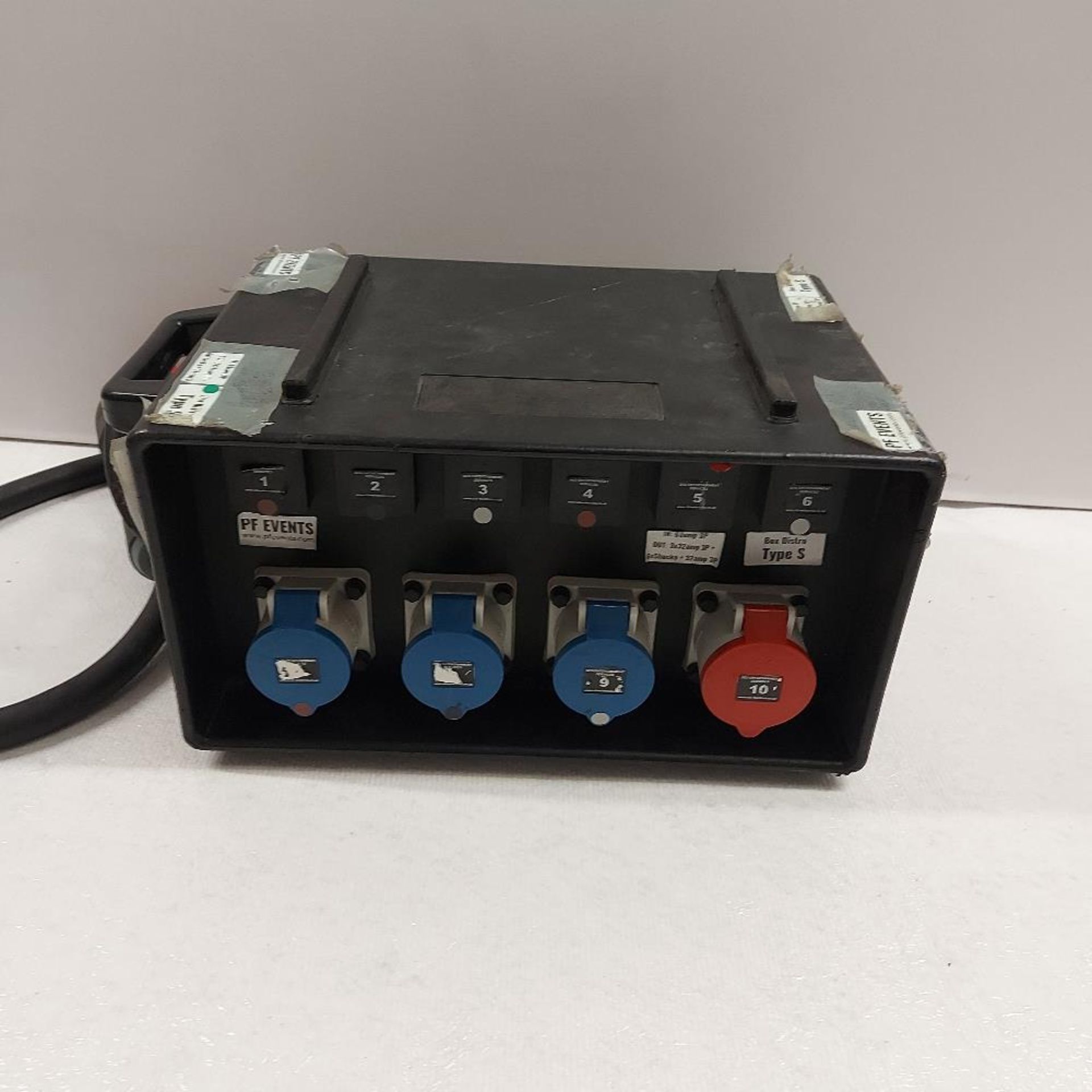 Distribution Box - Image 2 of 3